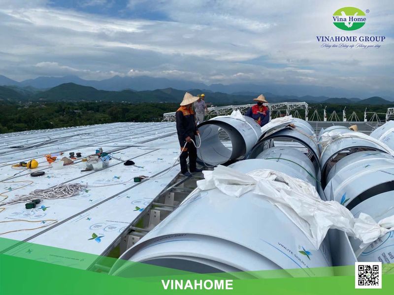 Công trình mái polycarbonate Sân Vận Động