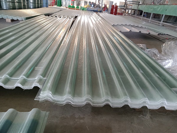 Tấm lợp Composite giá bao nhiêu?